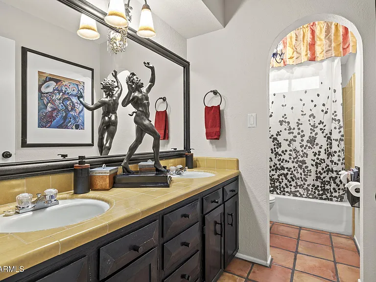 4002 E Alan Ln — Photo 33
