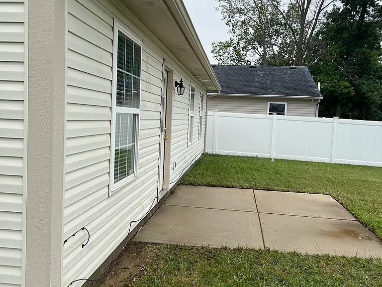 6520 Townsend Way — Photo 10