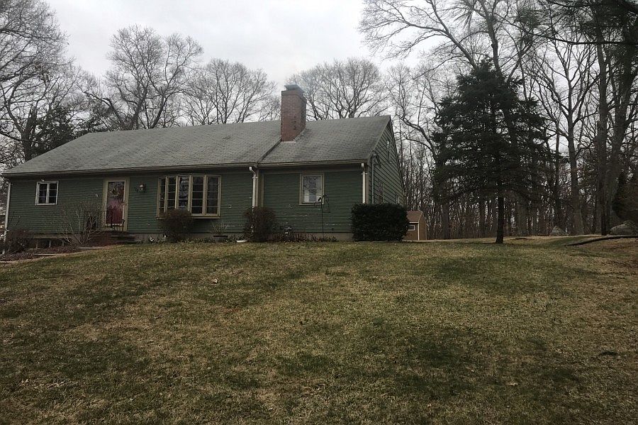 176 Cole St, Seekonk, MA 02771 Zillow