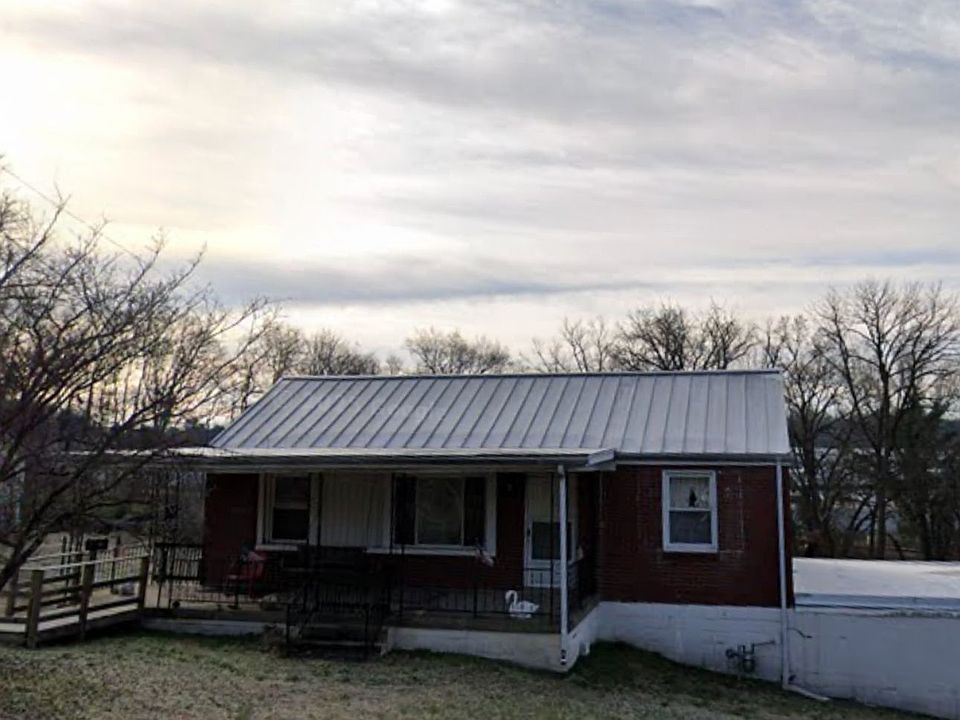 1st image of 717 Dover Rd
