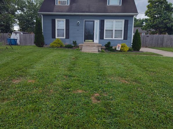104 Holly Ct