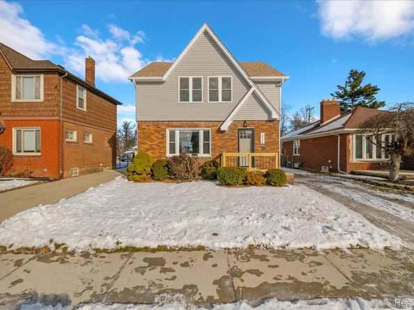 15776 McLain Ave, Allen Park, MI 48101