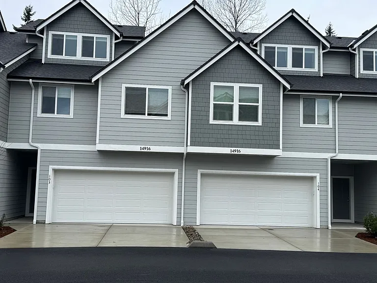 14916 Canyon Rd E — Photo 14