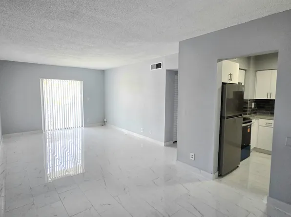 6505 Winfield Blvd #B-31, Margate, FL 33063