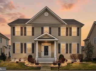 6 Alluvial Dr, Chesterfield, NJ 08515