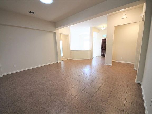 5th image of 14829 Fernhill Dr