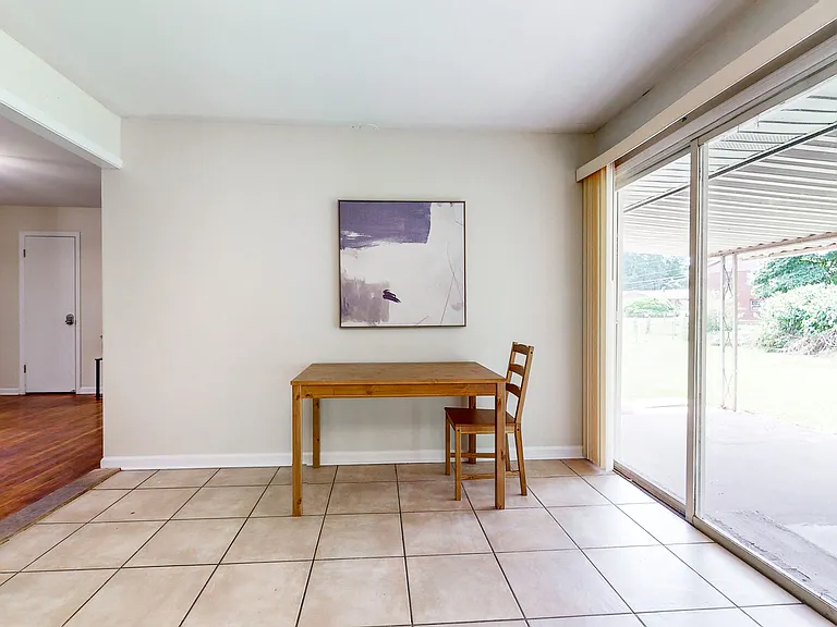 6219 Lance Ln — Photo 7