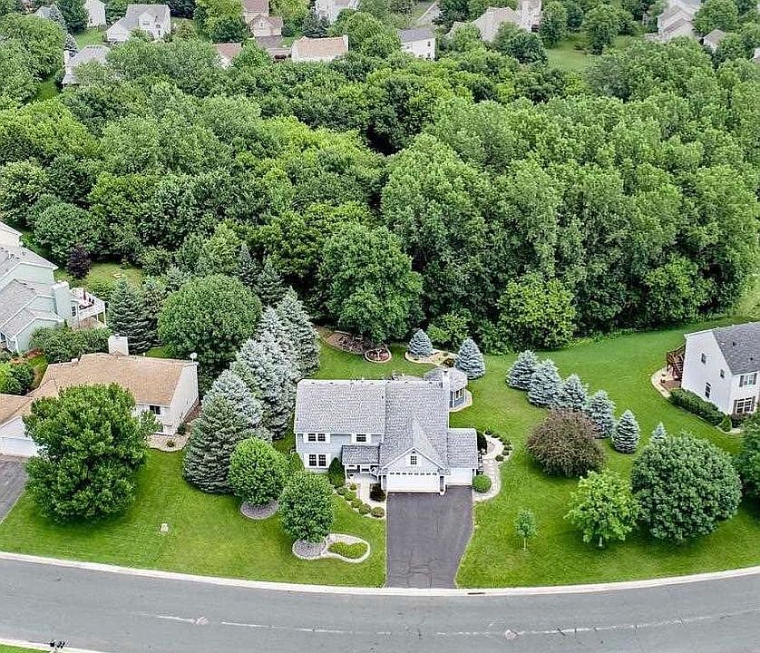 2nd image of 503 Esk Ln