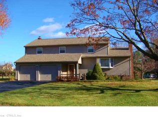 15 Highmeadow Rd, Rocky Hill, CT 06067