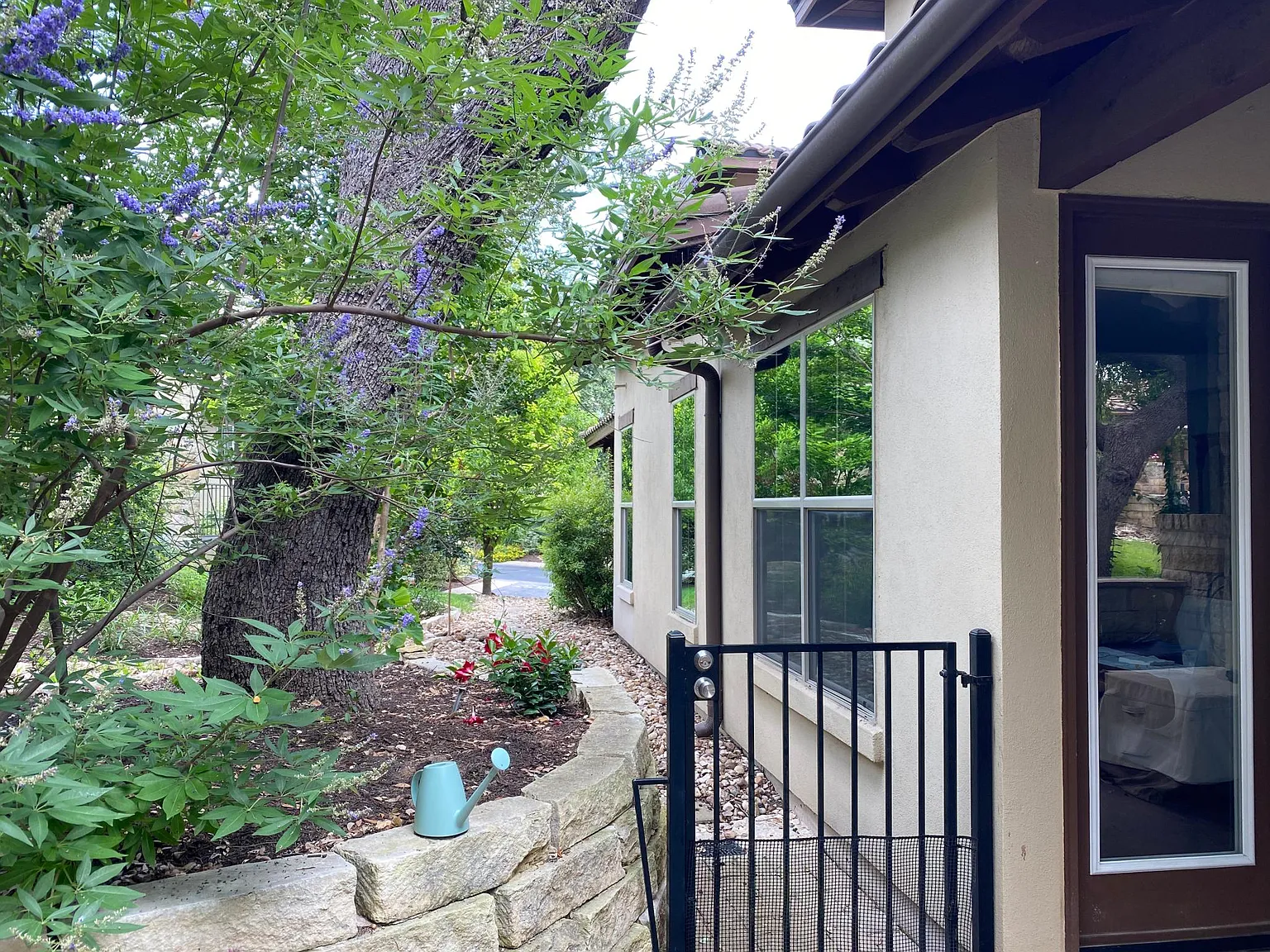 4 bed, 3.5 bath, 2610 sqft, $3,525 — Photo 4