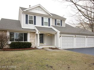480 Tartans Dr, Dundee, IL