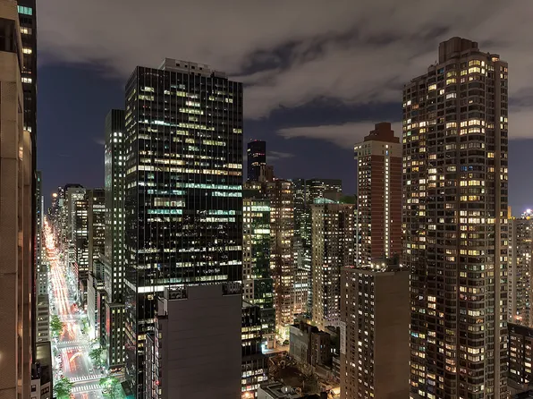 556 Third Avenue image 22 of 24