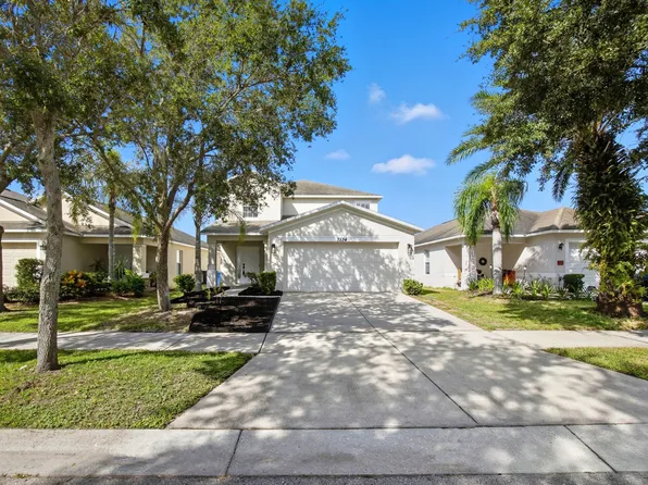 7534 Maroon Peak Dr, Ruskin, FL 33573