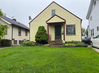 10917 Governor Ave, Cleveland, OH 44111