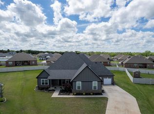 2704 Woodlawn Ct, Shawnee, OK 74804