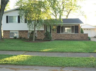 7432 Pinedale Dr, Fort Wayne, IN 46819