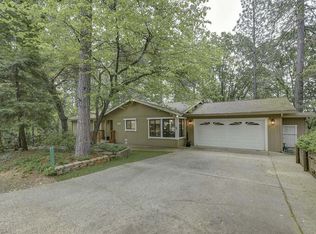 11863 Rainbow Rd, Grass Valley, CA 95949