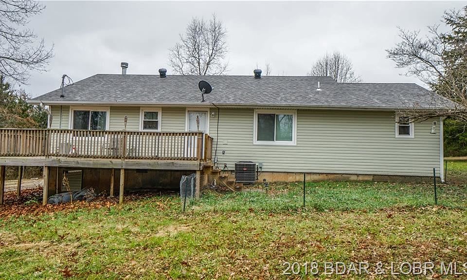 2nd image of 90 Oak Hill Rd