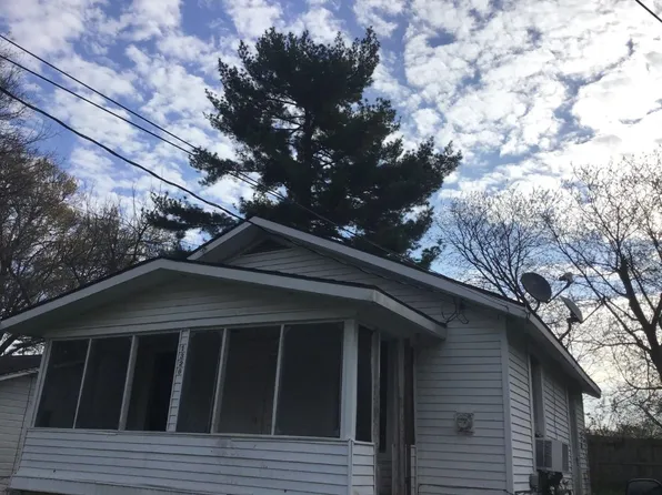 1320 Todd Ave, Dyersburg, TN 38024