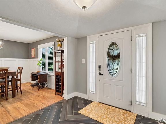 5th image of 806 Hollyridge Dr