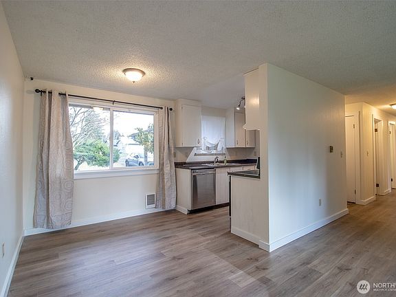 5th image of 22508 38th Avenue E