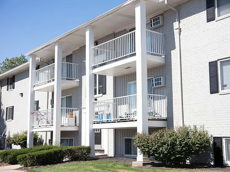 Boulder Creek Apartments — Photo 17
