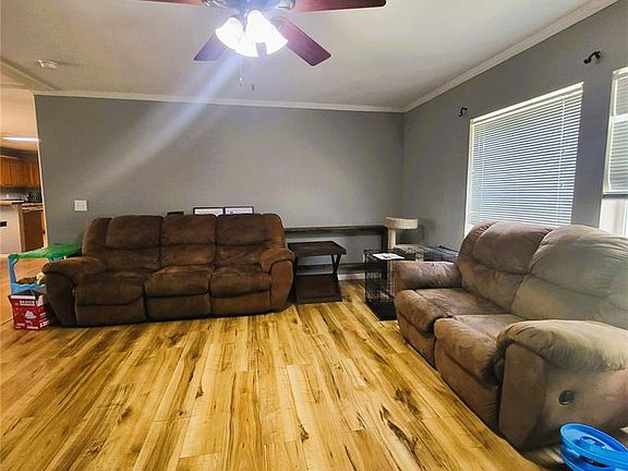 4th image of 3619 Palmtree Dr