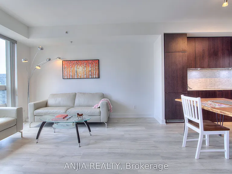 318 Richmond St W #3106 — Photo 11