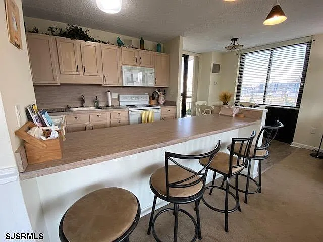 935 Ocean Ave #207 — Photo 11