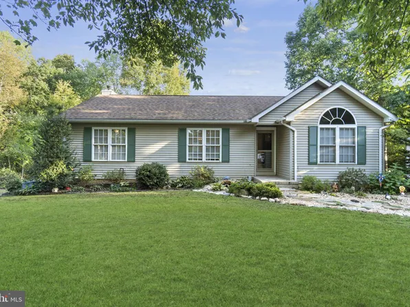 23952 Batna Rd, Lignum, VA 22726