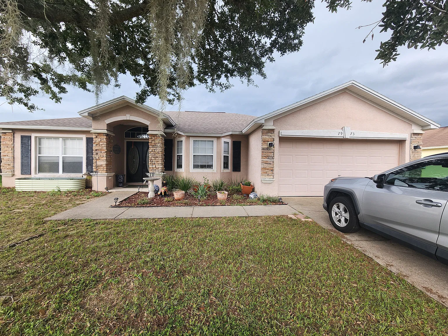 3 bed, 1795 sqft, $2,100 — Photo 1