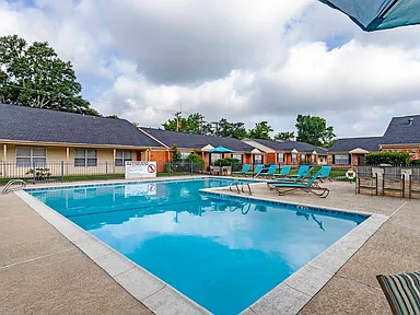 Willow Oaks Apartments