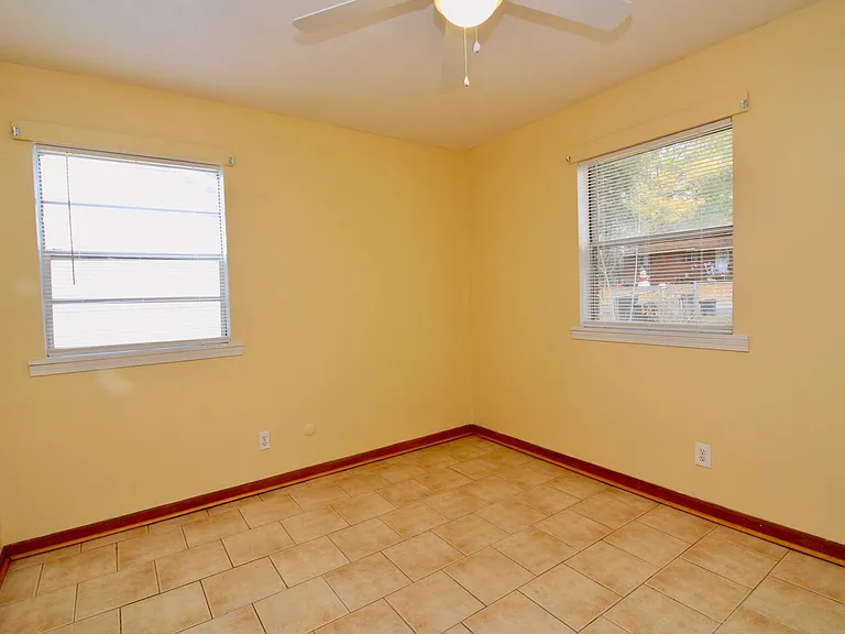 5113 Morris Ave — Photo 7
