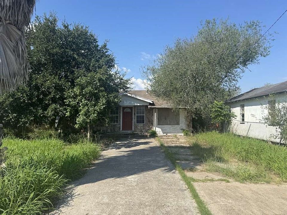 2nd image of 4407 Angela Dr