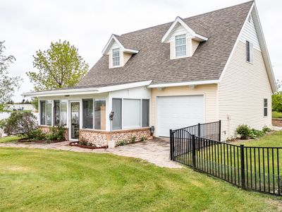 158 S Shoreline Dr, Dawson, ND, 58428
