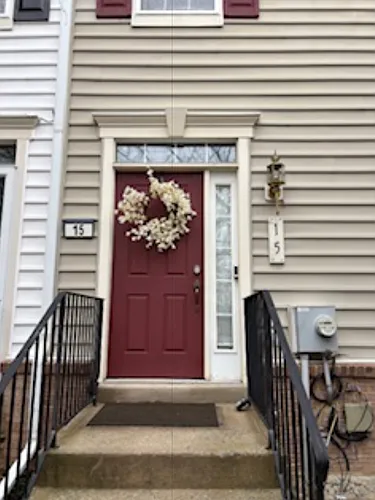 15 Danbury St SW Photo 1