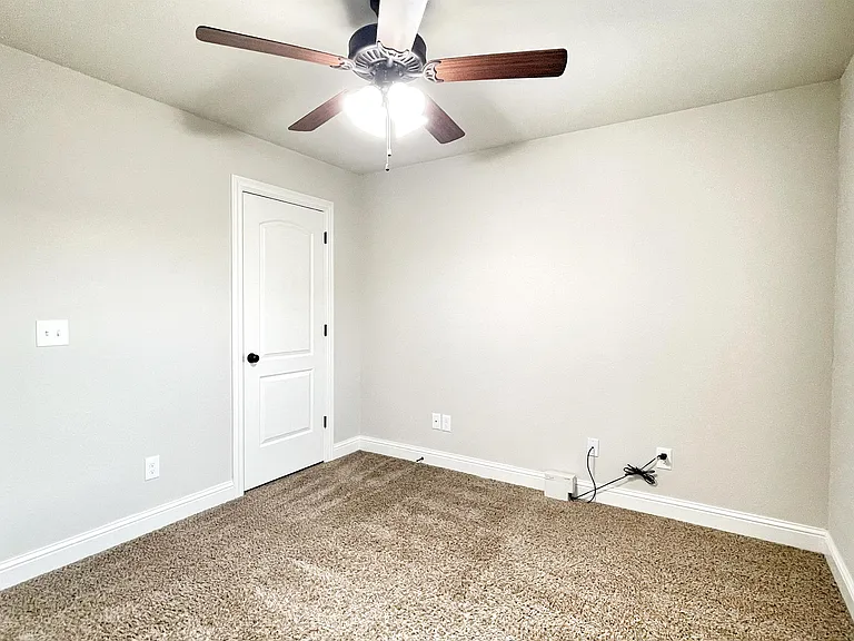 531 Captain Reid Ln — Photo 36