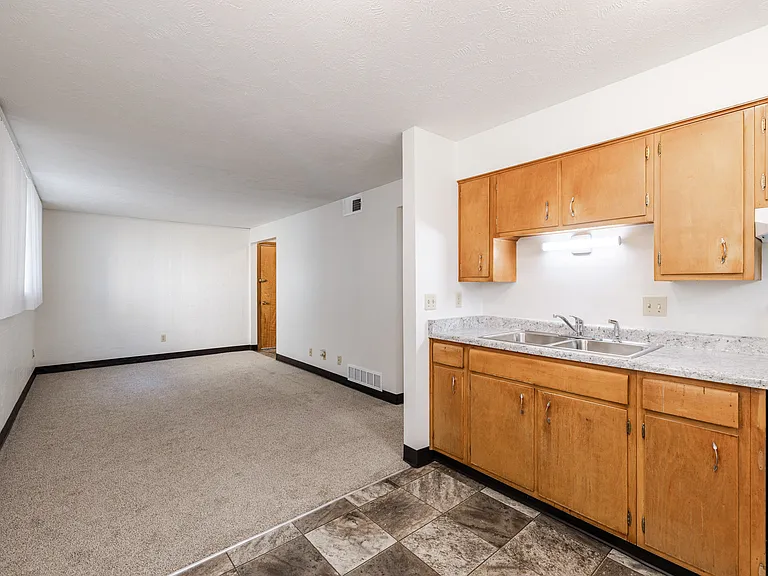 2208 N Cotner Blvd #2 — Photo 5
