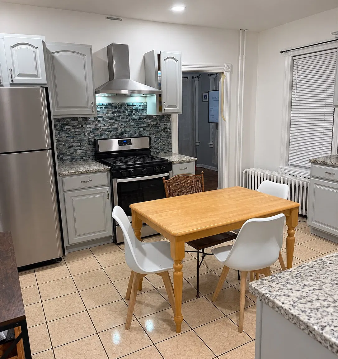 3 bed, 1180 sqft, $1,780 — Photo 4