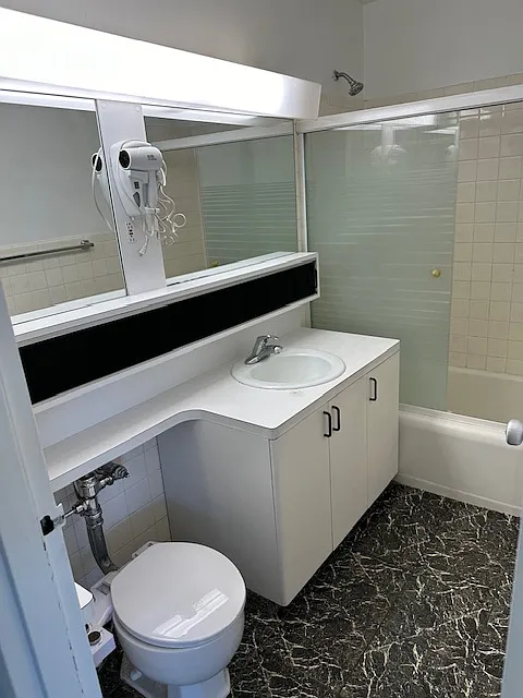 1 bed, 700 sqft, $1,400 — Photo 4