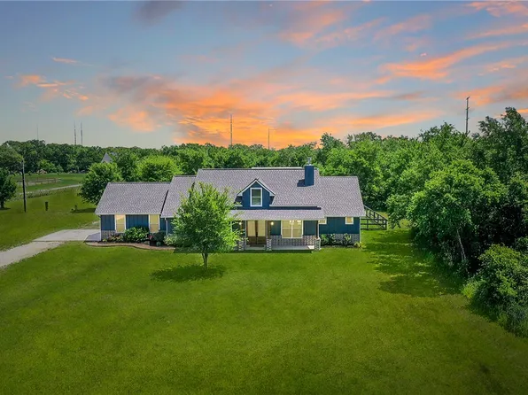 4902 County Road 128, Iola, TX 77861