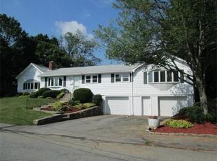 11 Farmington Cir, Marlborough, MA 01752