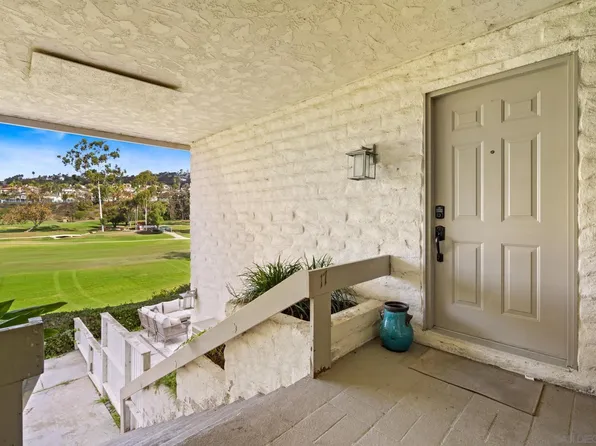 2544 Navarra Dr Unit 17, Carlsbad, CA 92009