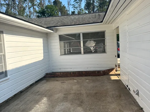 (undisclosed Address), Valdosta, GA 31602