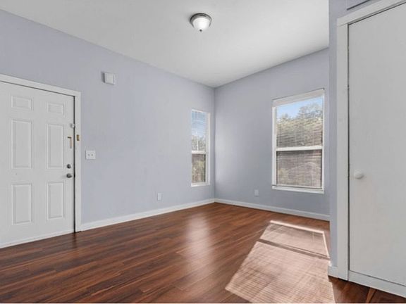 3rd image of 623 Linwood Ave #2