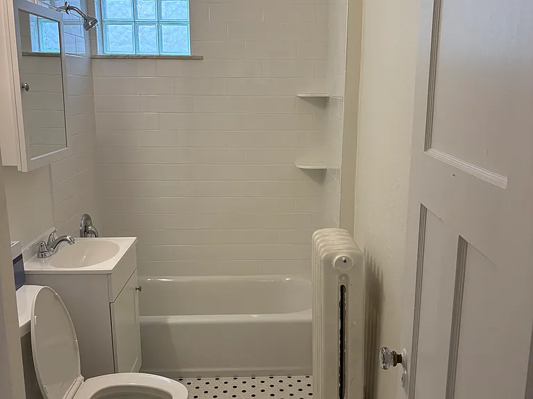 386 Woodland Ave #1 — Photo 7
