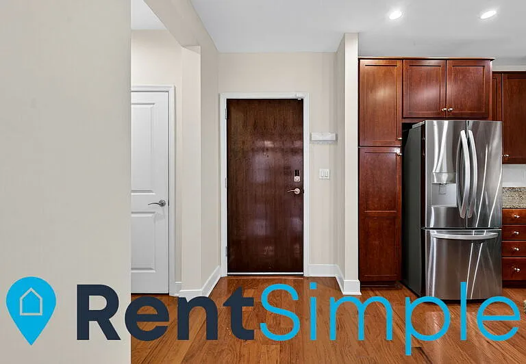 1418 N Rhodes #B110 — Photo 14