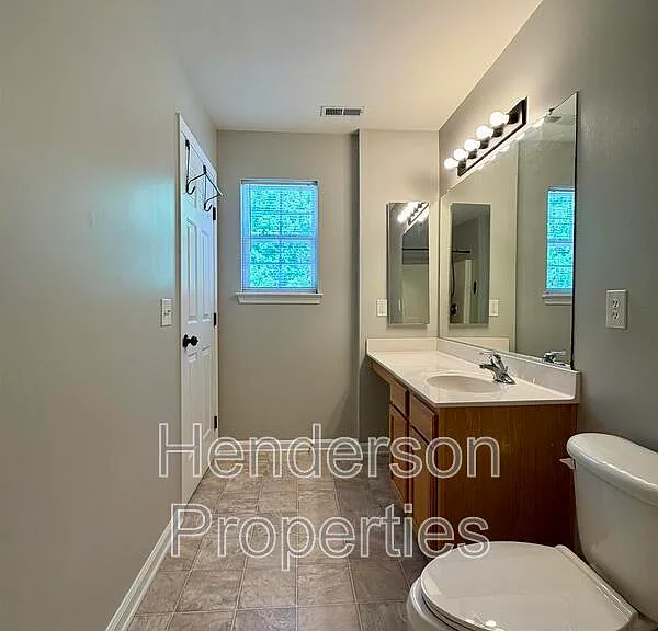 9552 Glenashley Dr — Photo 13
