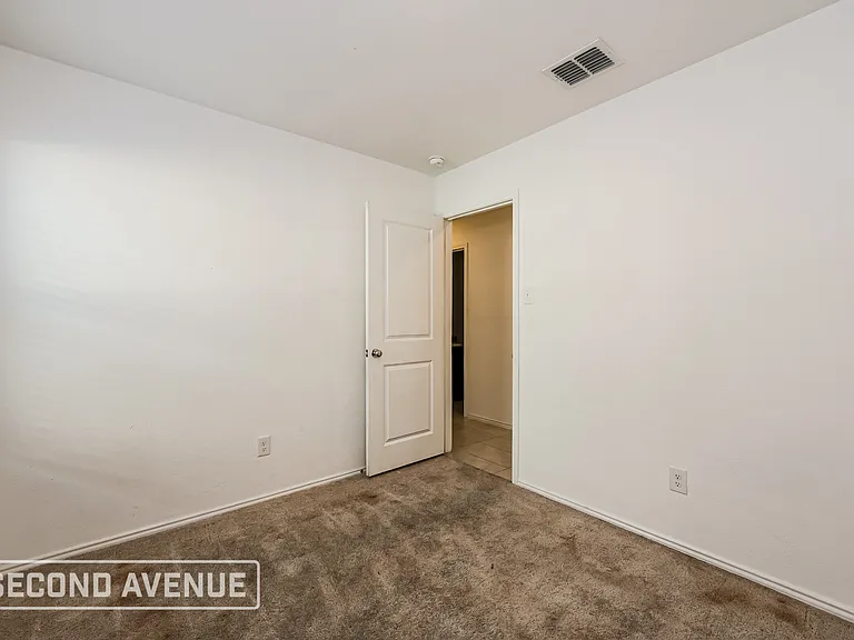 8732 Texas Risinger Dr — Photo 15
