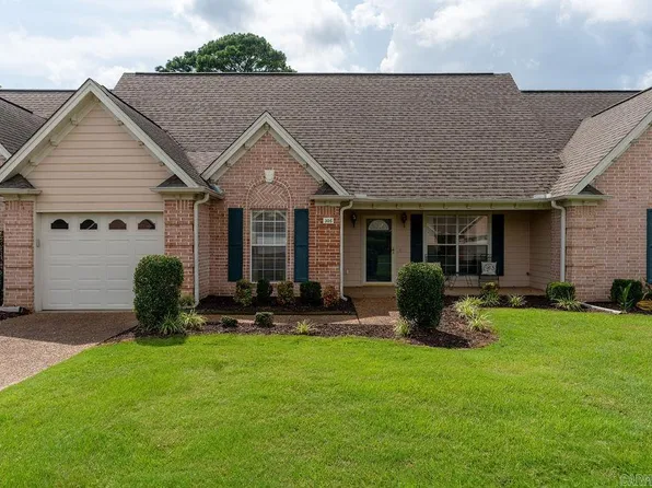 305 Country Squire Ln, Searcy, AR 72143